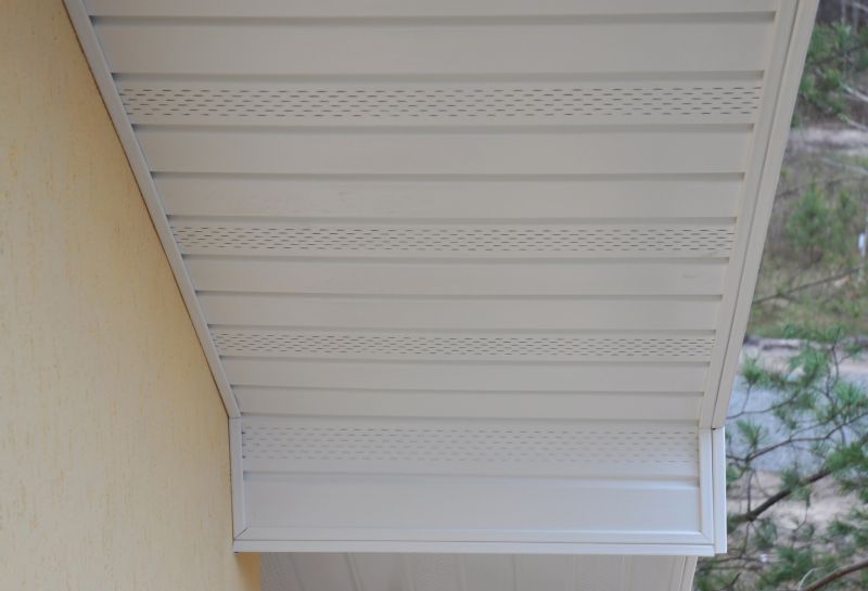 Eaves Installation in Alpharetta, GA